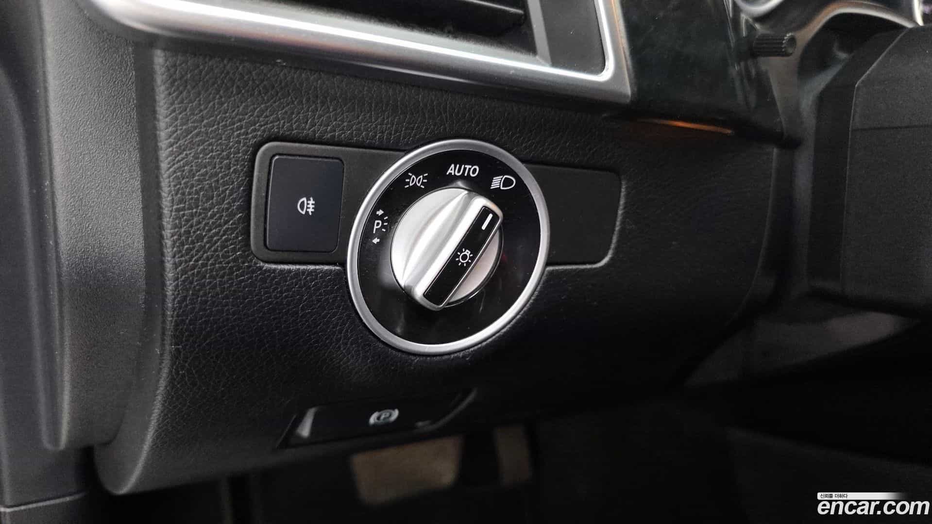 M-class Mercedes-Benz 2012.10-OPTION-041