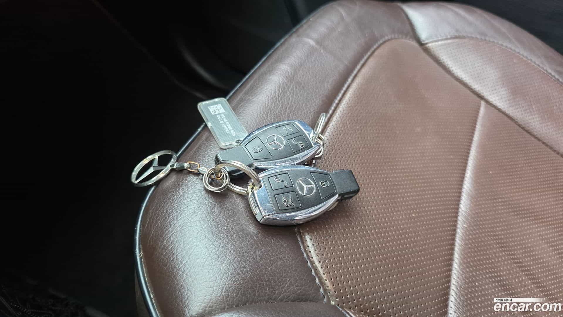 M-class Mercedes-Benz 2012.10-OPTION-042
