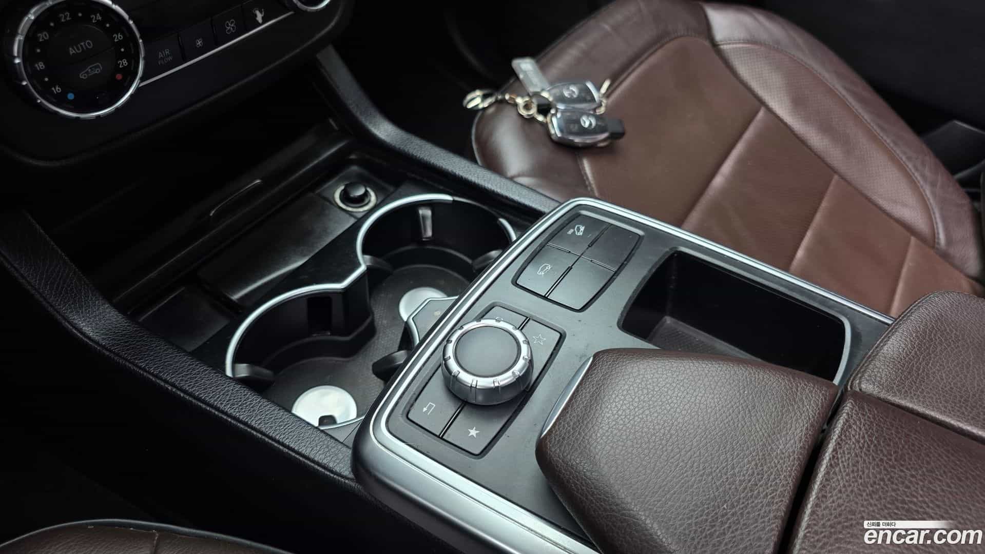 M-class Mercedes-Benz 2012.10-OPTION-043