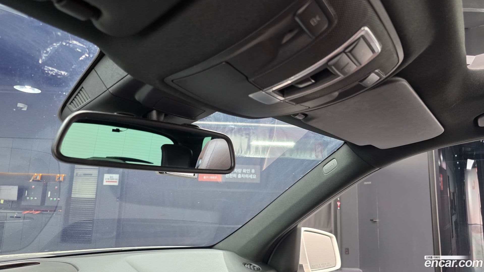 Main__Slider__Photo:M-class Mercedes-Benz 2012.10-30