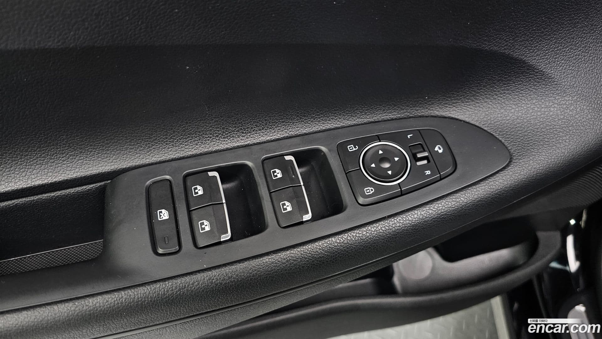 Main__Slider__Photo:Grandeur Hyundai 2021.7-17