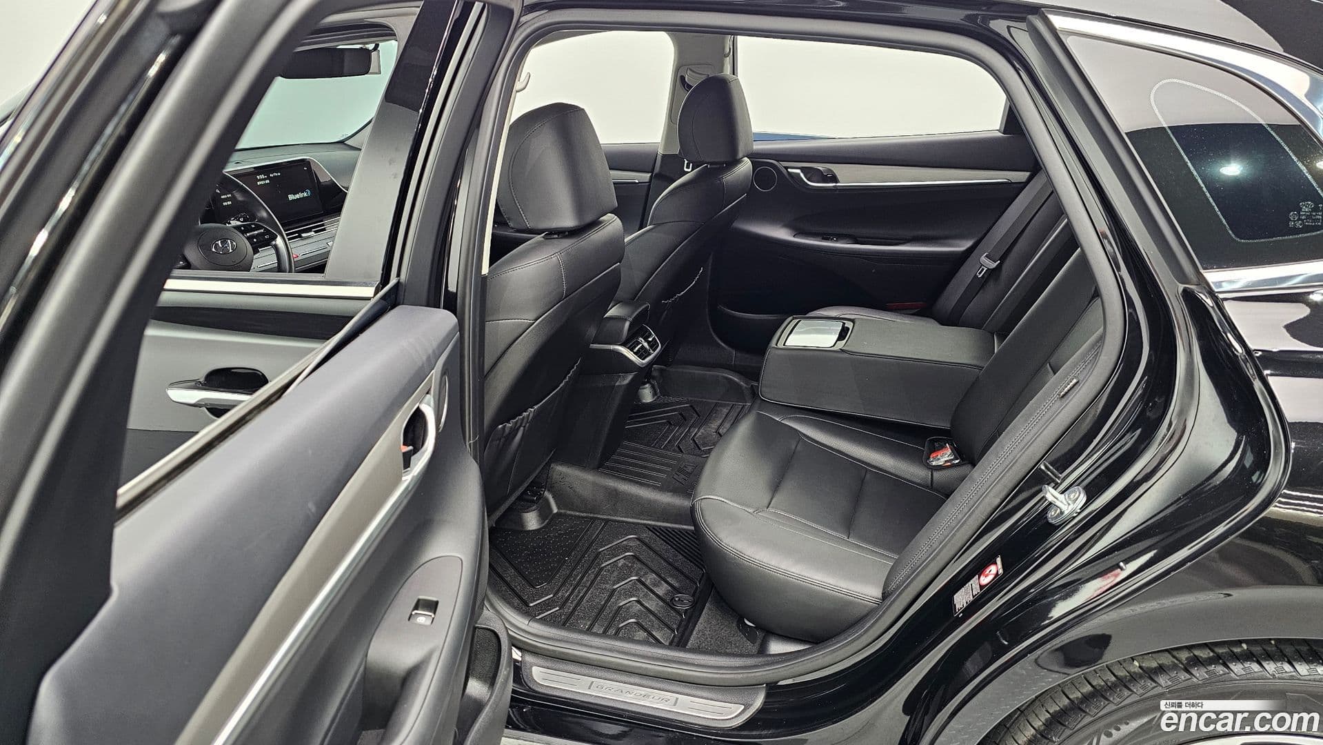 Main__Slider__Photo:Grandeur Hyundai 2021.7-28