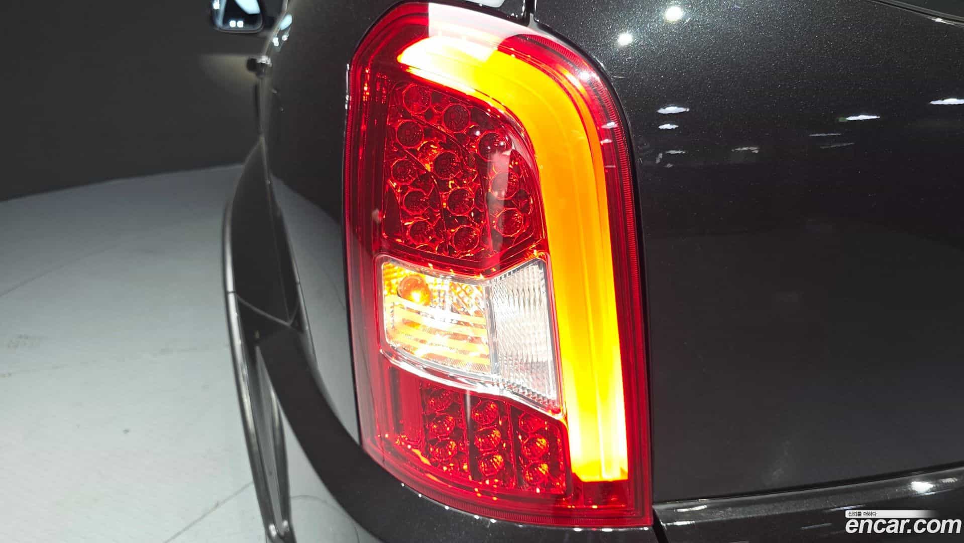 Rexton KG Mobility 2016.1-OUTER-033