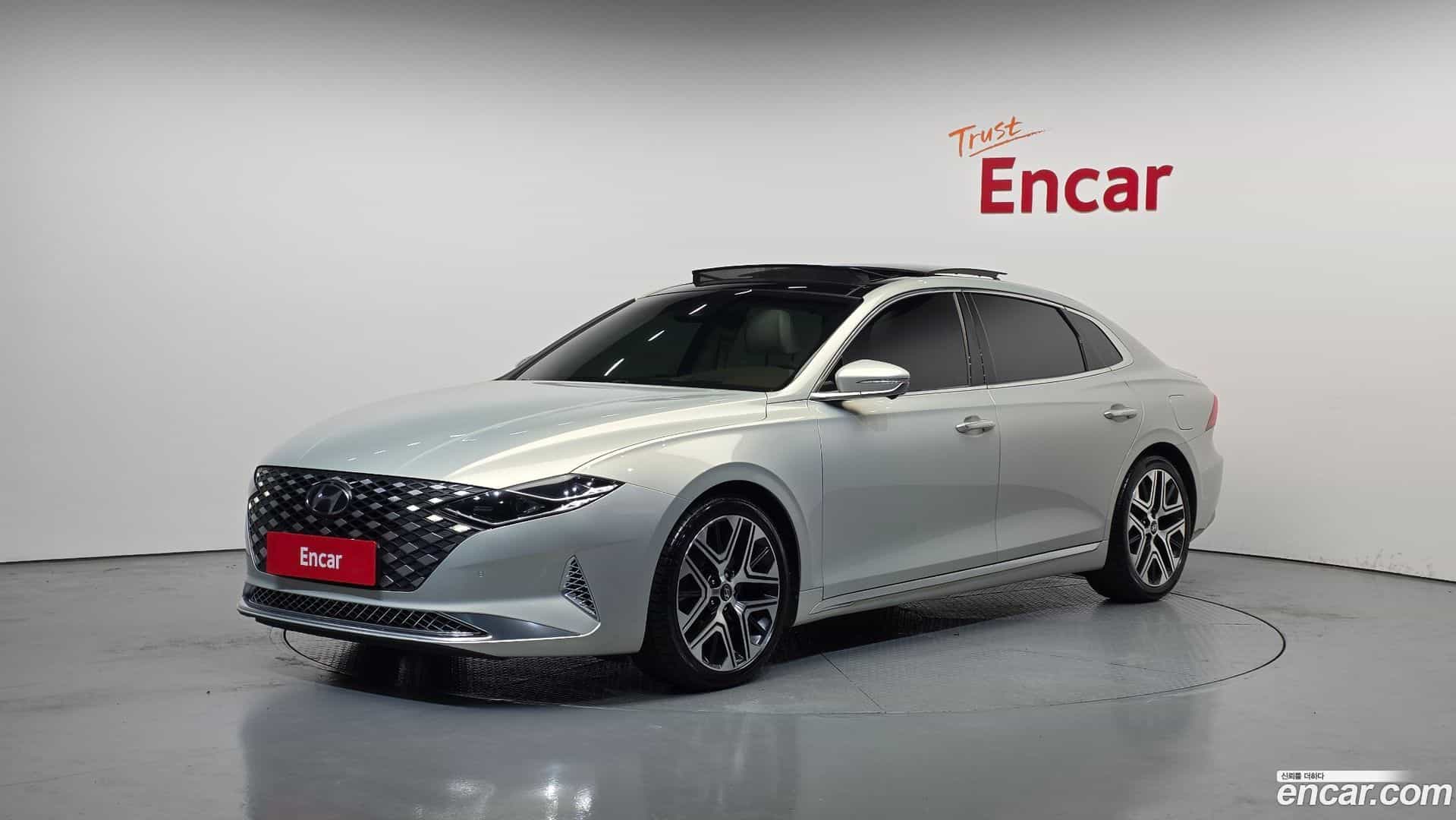 Grandeur Hyundai 2021.5-OUTER-001