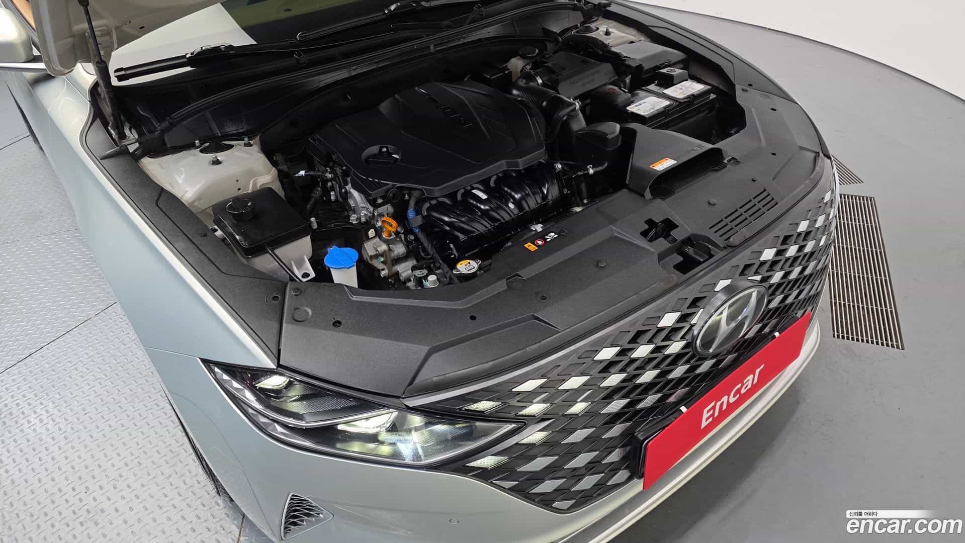 Grandeur Hyundai 2021.5-OUTER-006