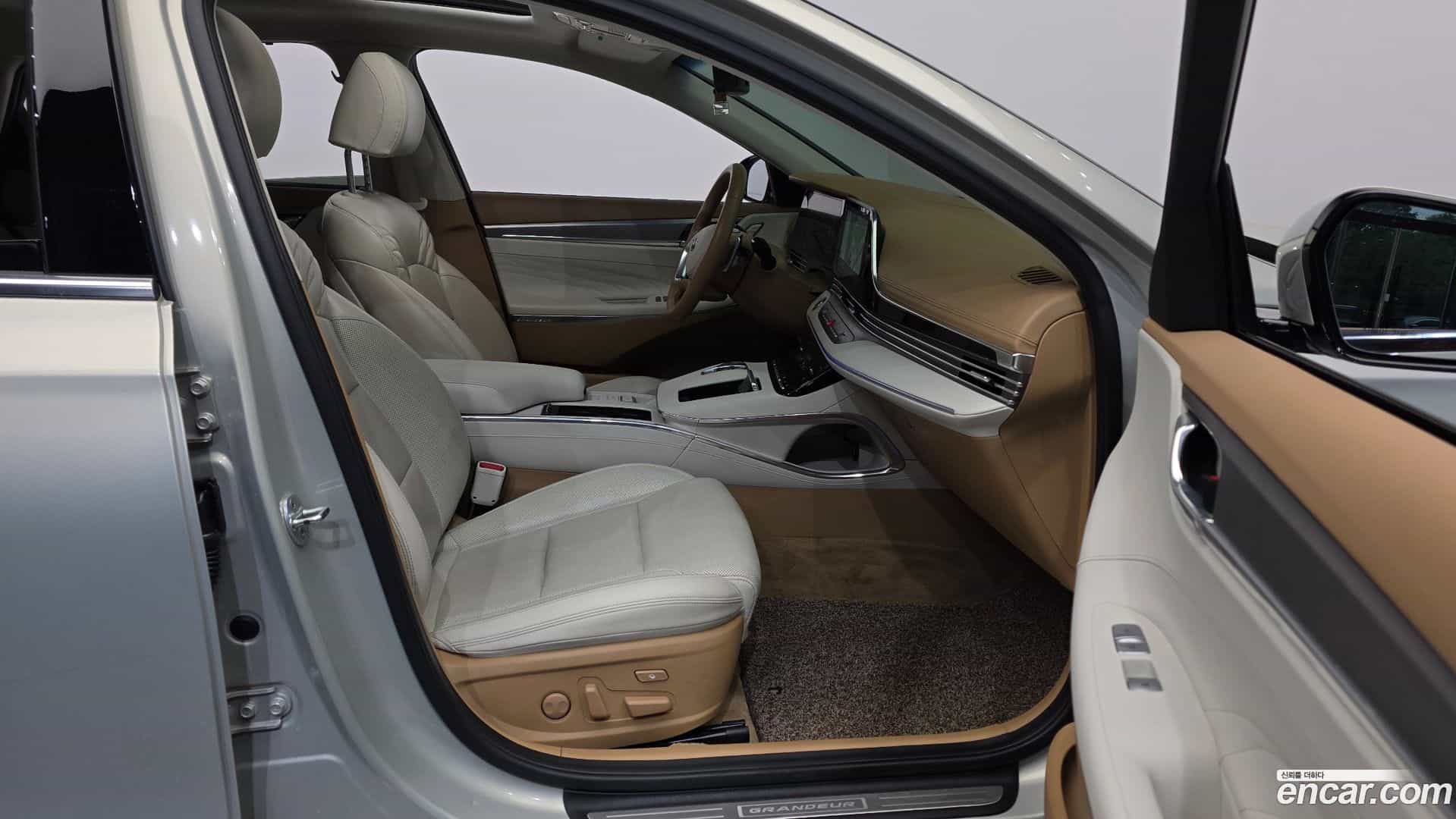 Grandeur Hyundai 2021.5-OPTION-015