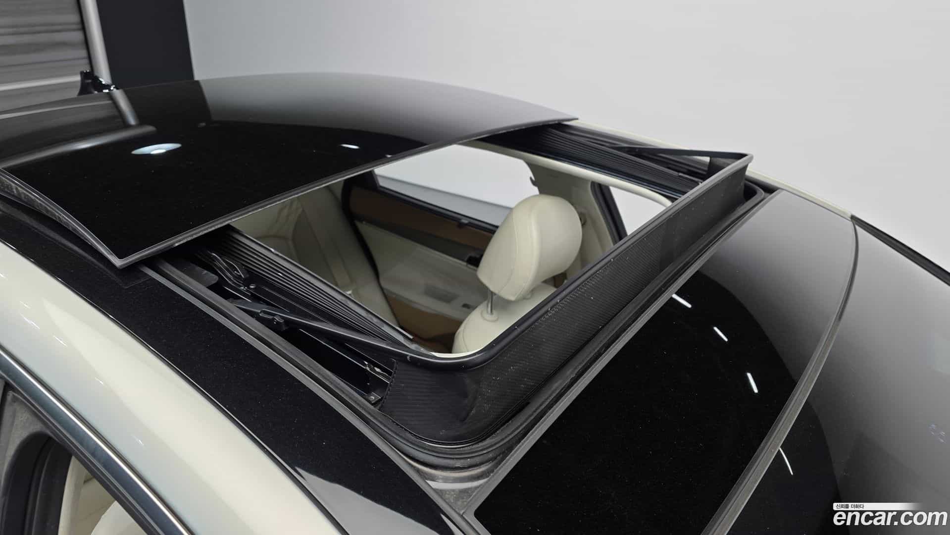 Grandeur Hyundai 2021.5-OPTION-023