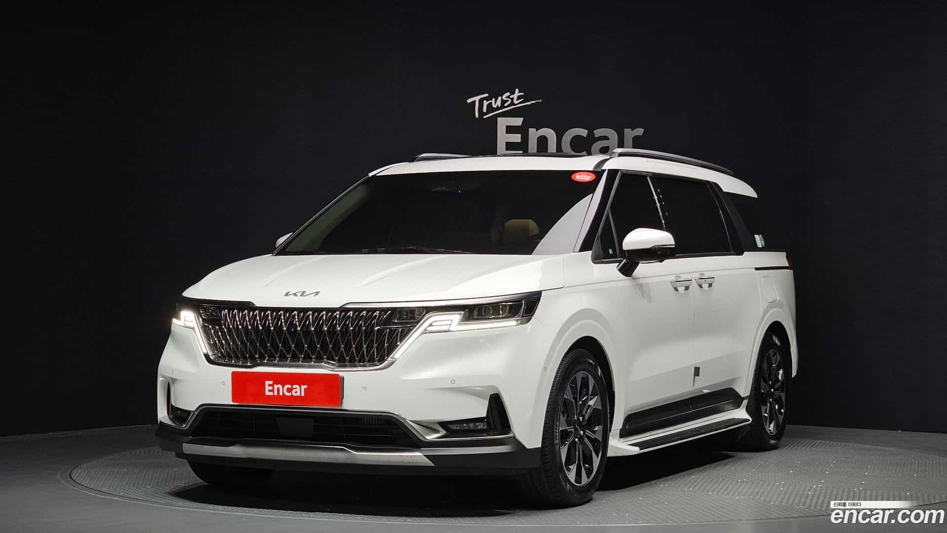 Canival Kia 2023.8-OUTER-001