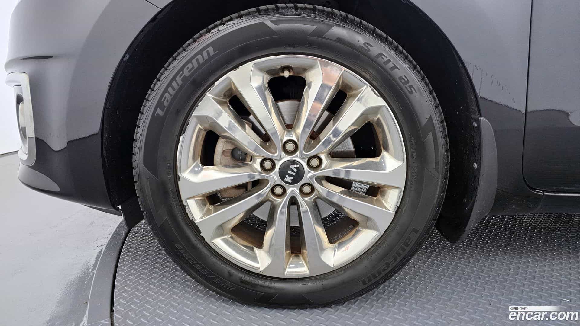 Canival Kia 2014.9-OUTER-005