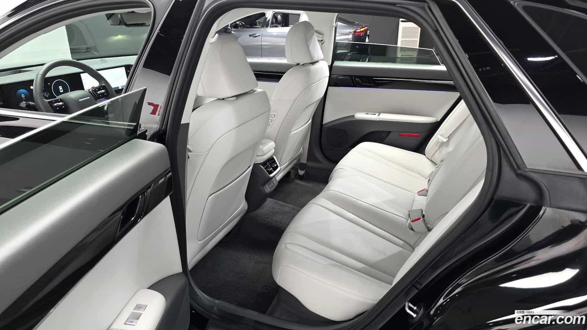 Grandeur Hyundai 2023.7-OPTION-016