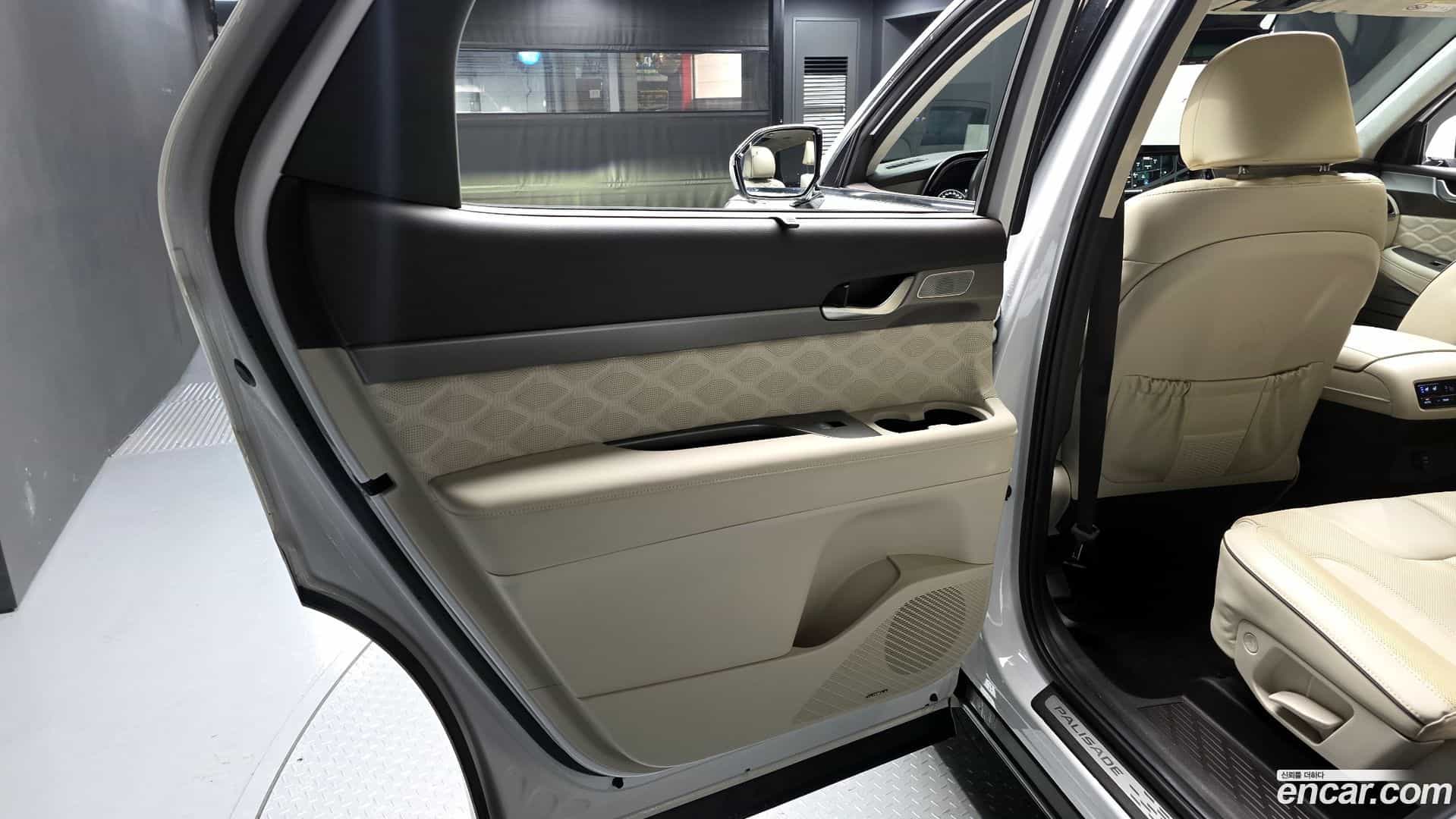 Palisade Hyundai 2021.8-INNER-035