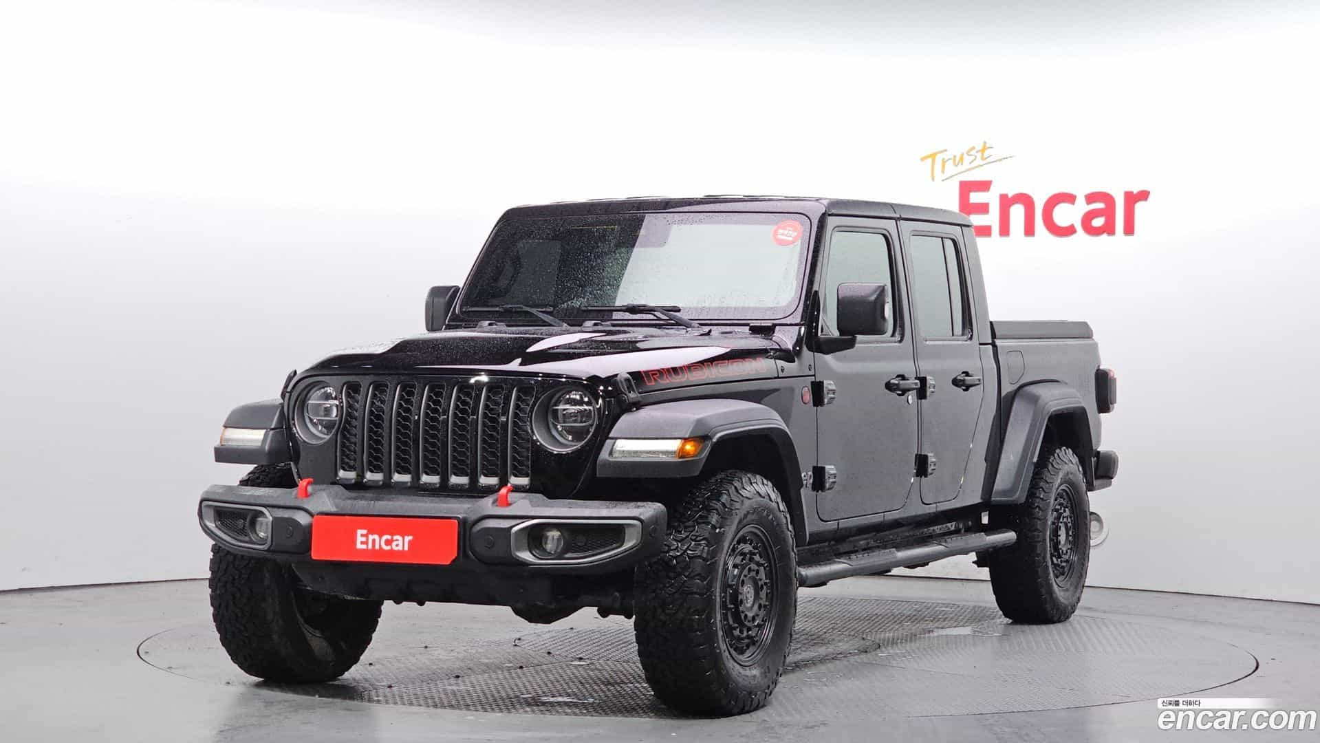 Gladiator Jeep 2021.1-OUTER-001
