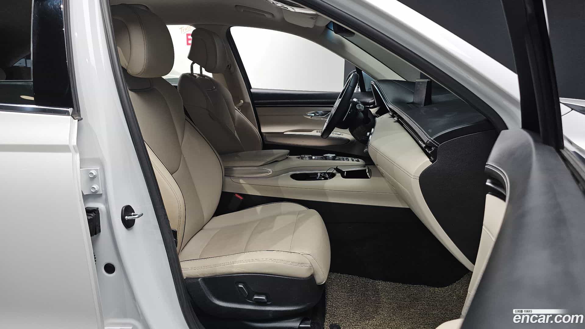 GV70 Genesis 2021.3-INNER-010