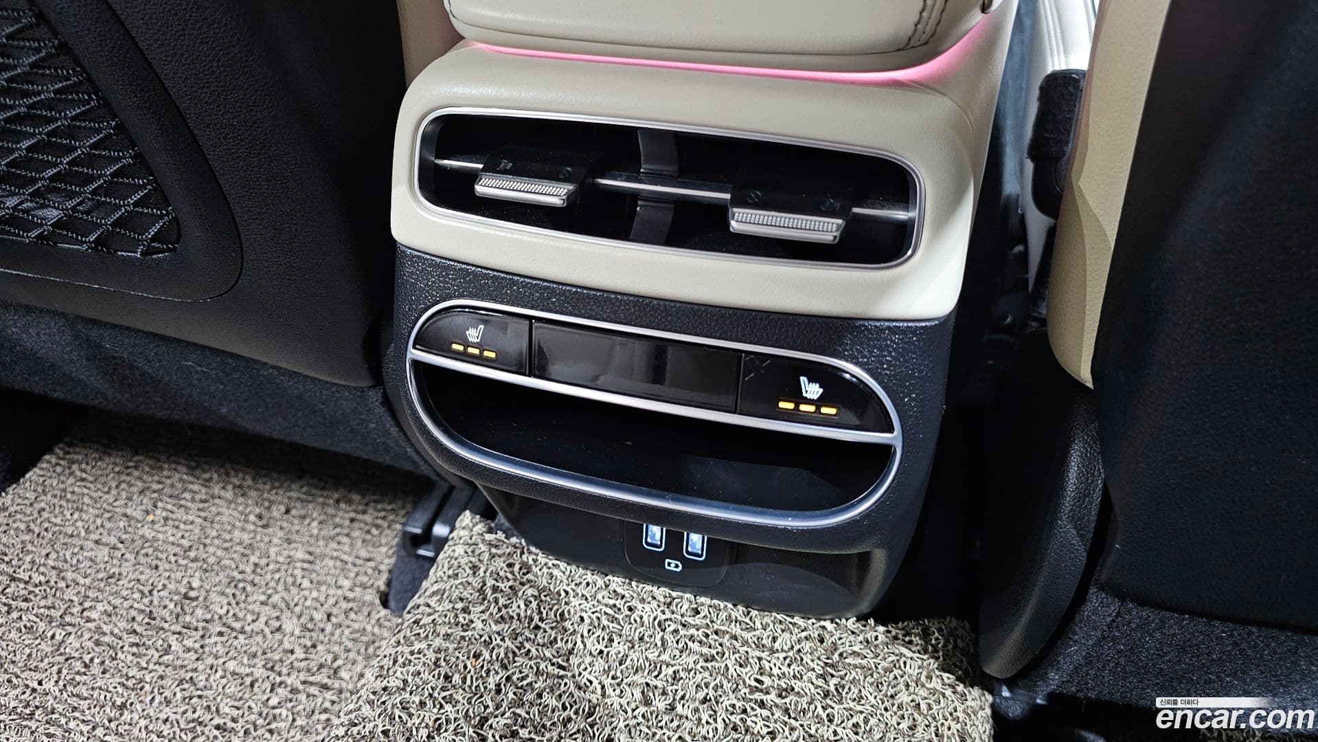 Main__Slider__Photo:GV70 Genesis 2021.3-18
