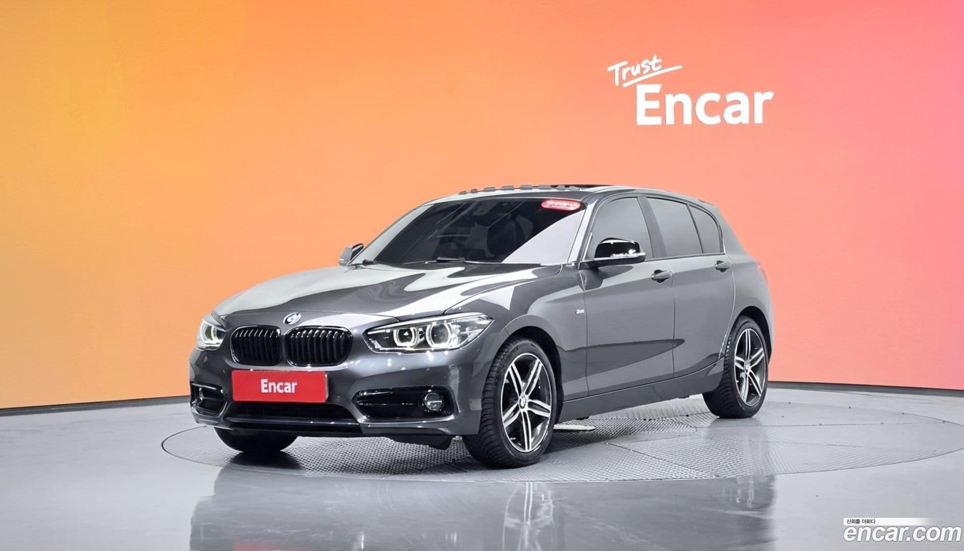Main__Slider__Photo:1-Series BMW 2017.5-0
