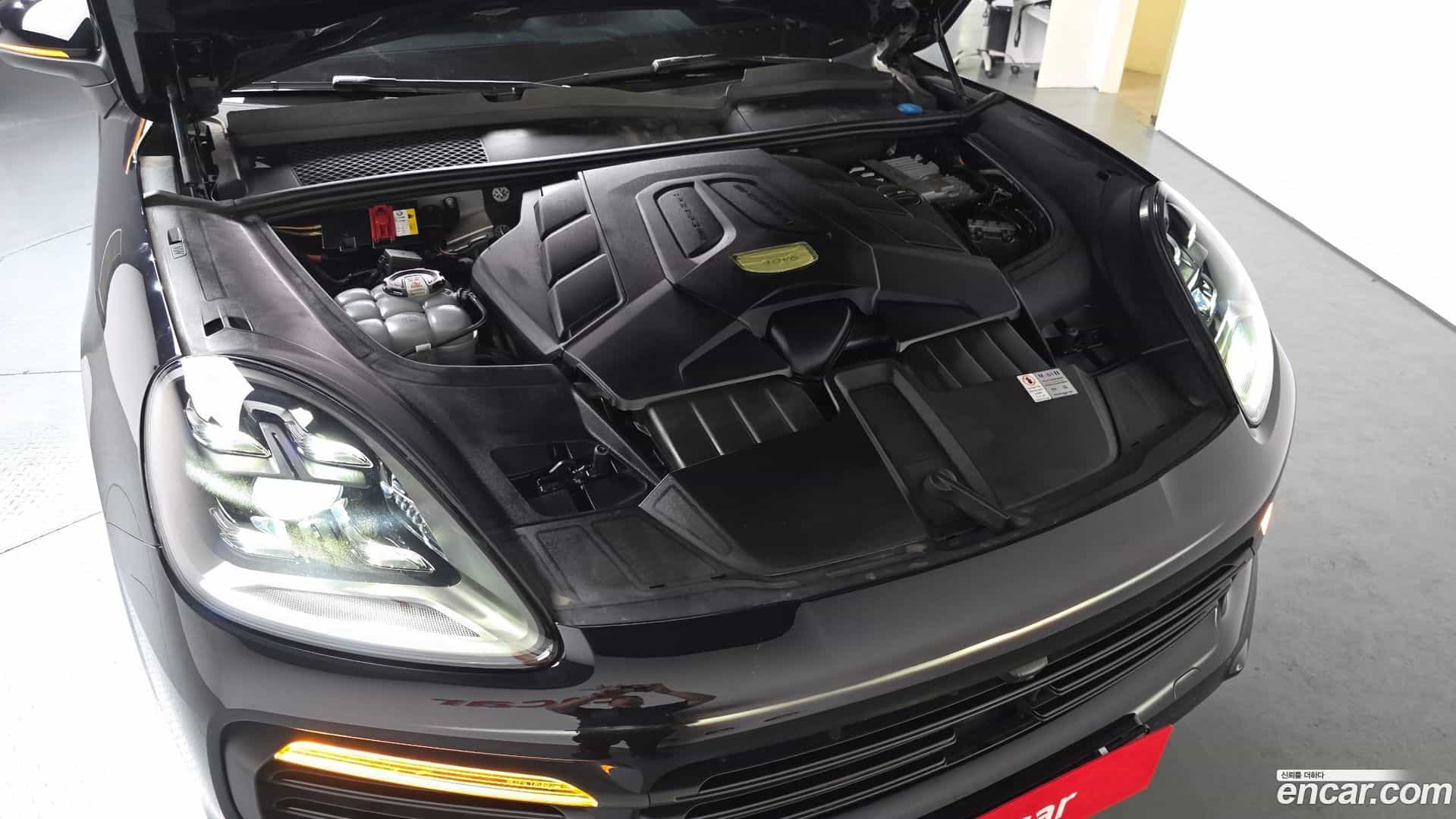 Cayenne Porsche 2021.1-OUTER-006