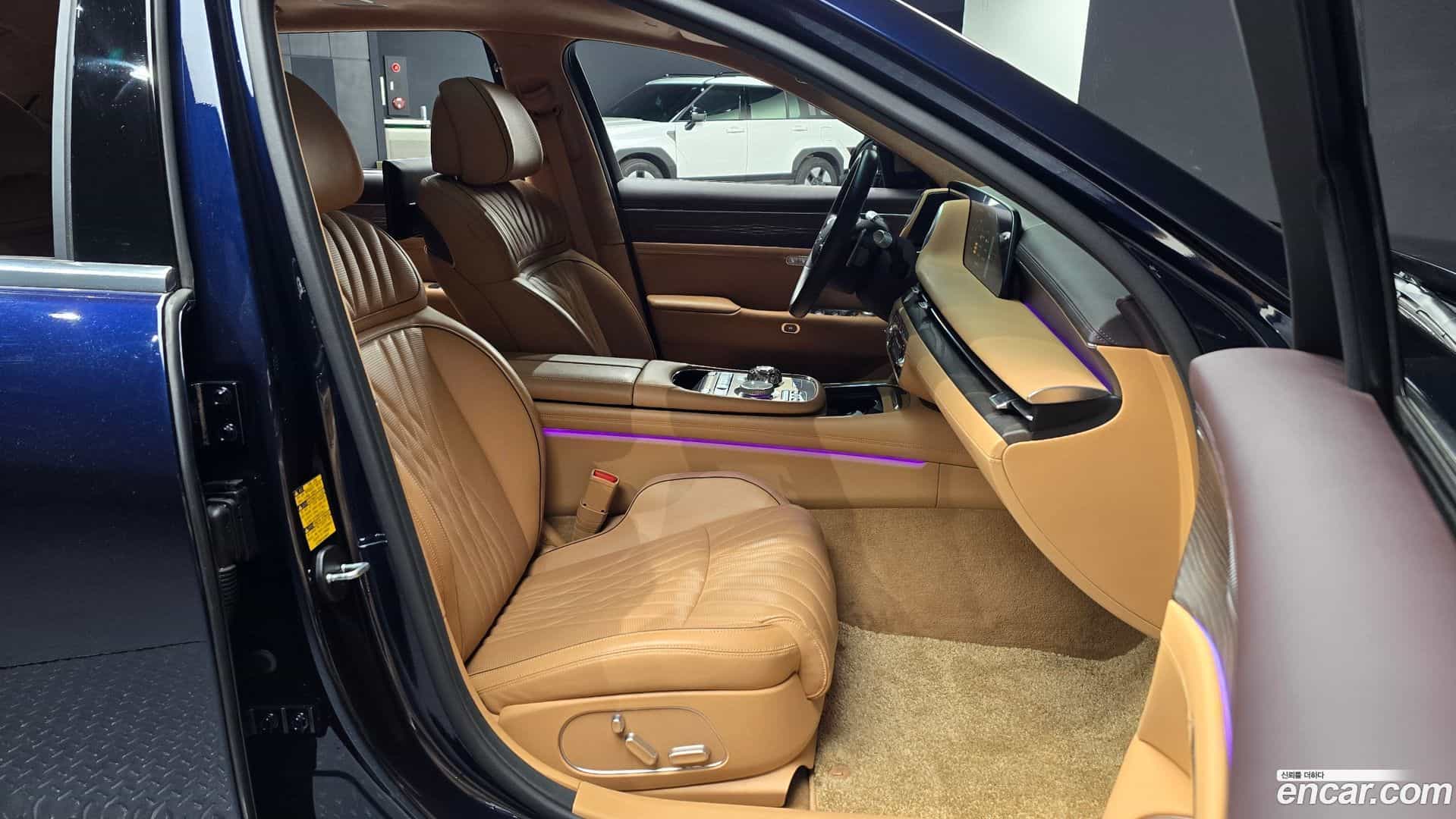 G90 Genesis 2022.2-INNER-010