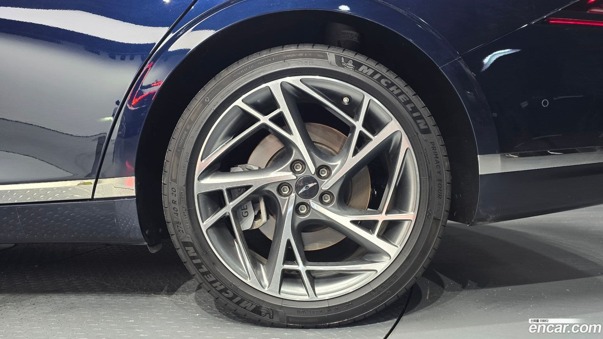 Main__Slider__Photo:G90 Genesis 2022.2-20