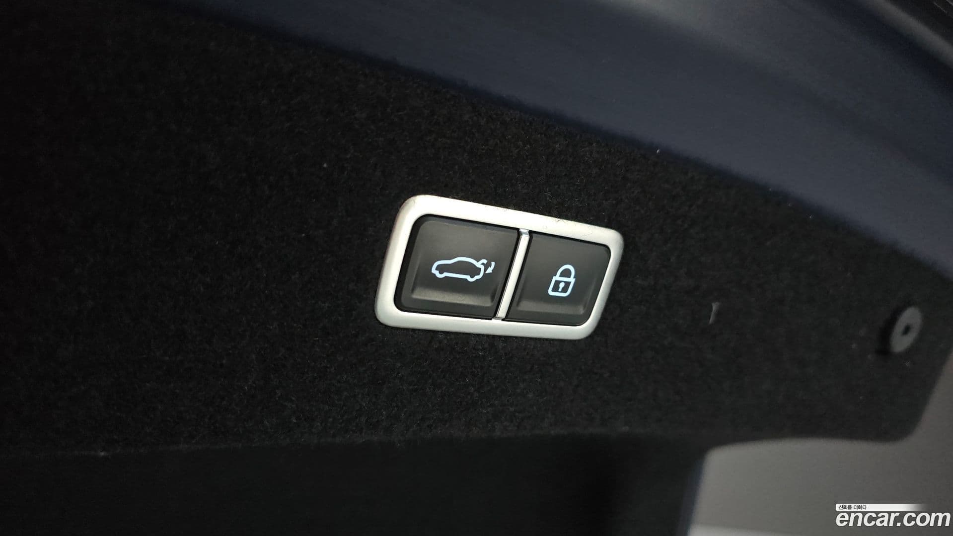 Main__Slider__Photo:G90 Genesis 2022.2-27