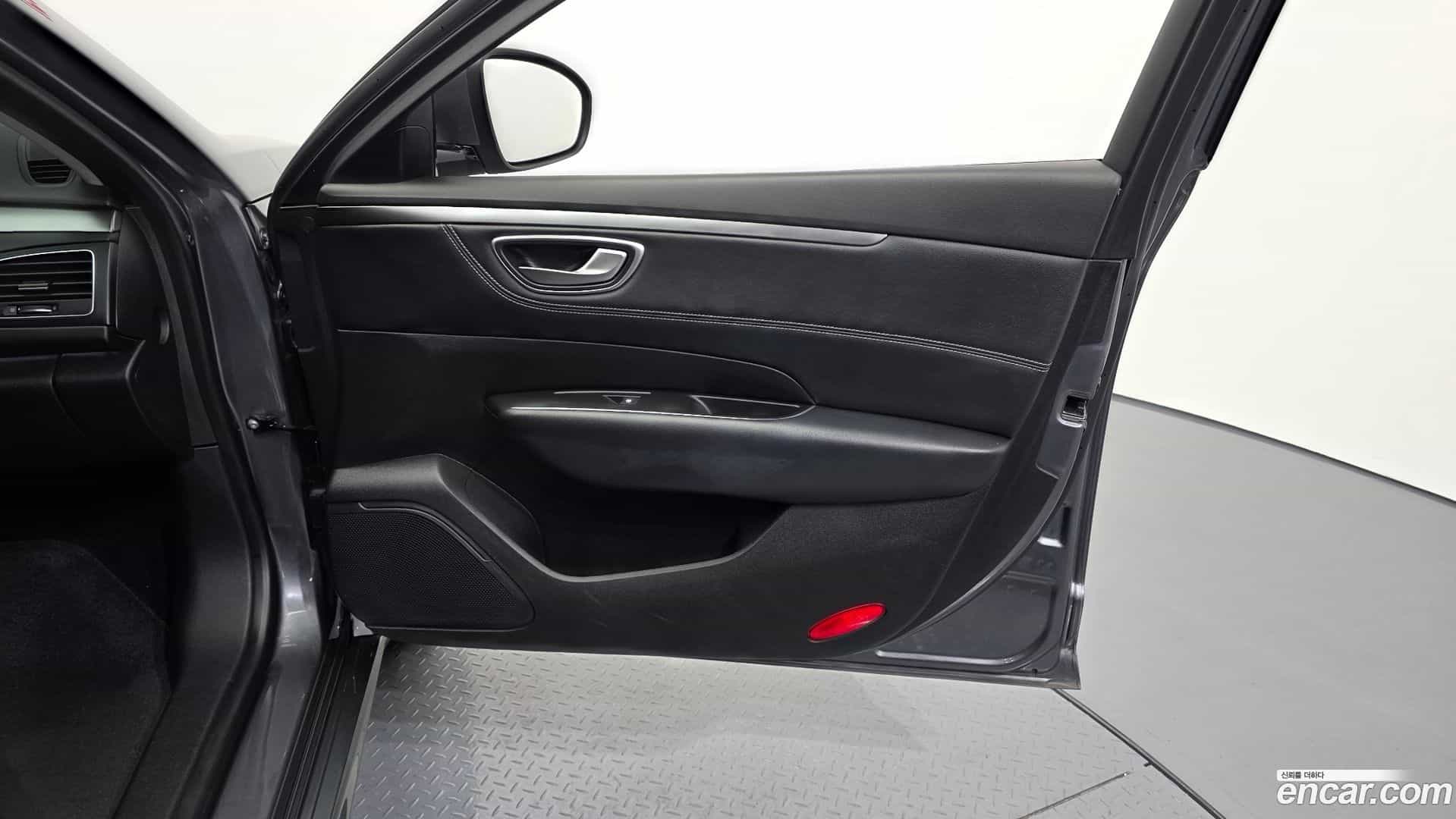 SM6 Renault Korea 2022.6-INNER-034
