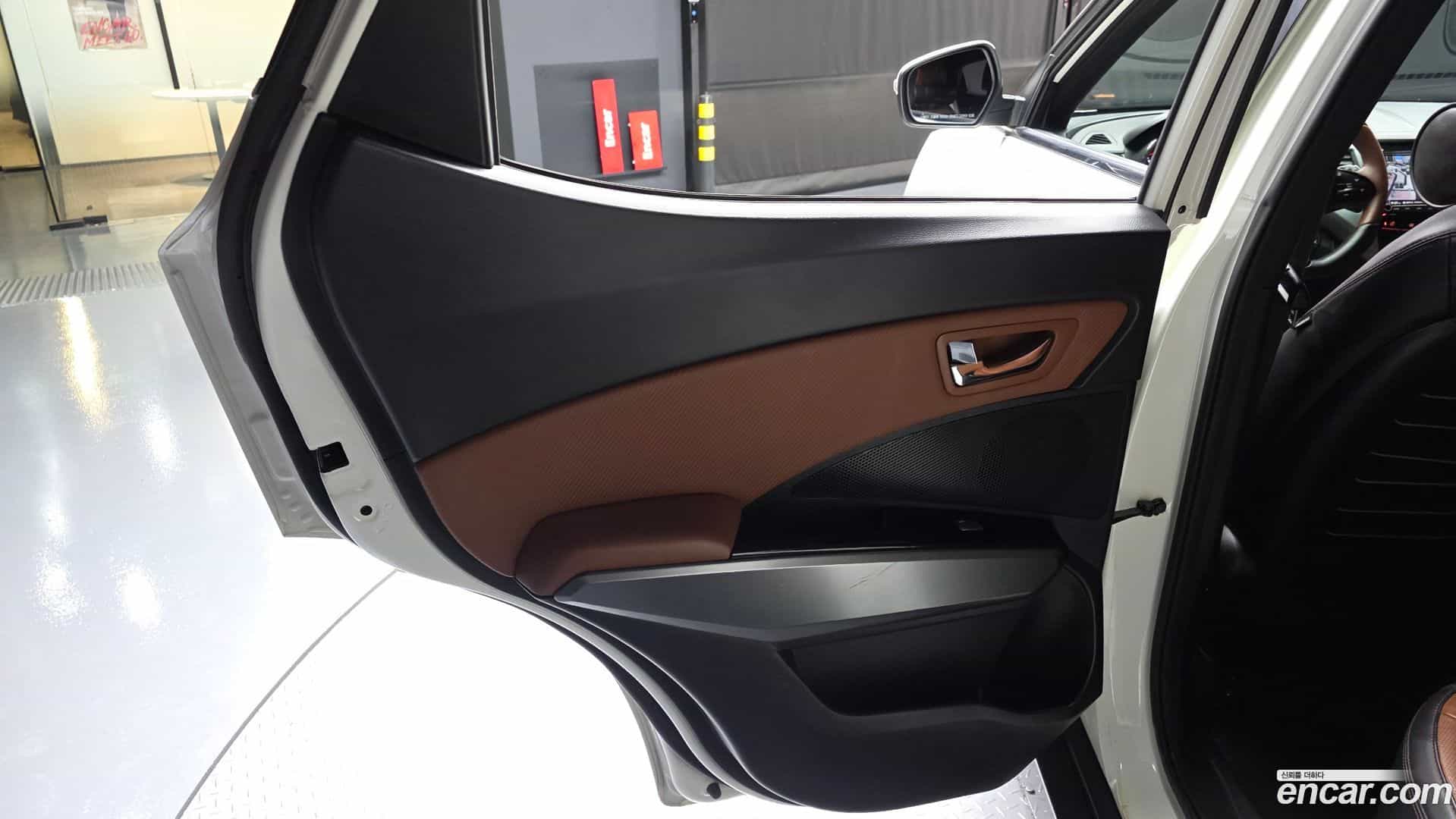 TIBOLI KG Mobility 2018.3-INNER-035