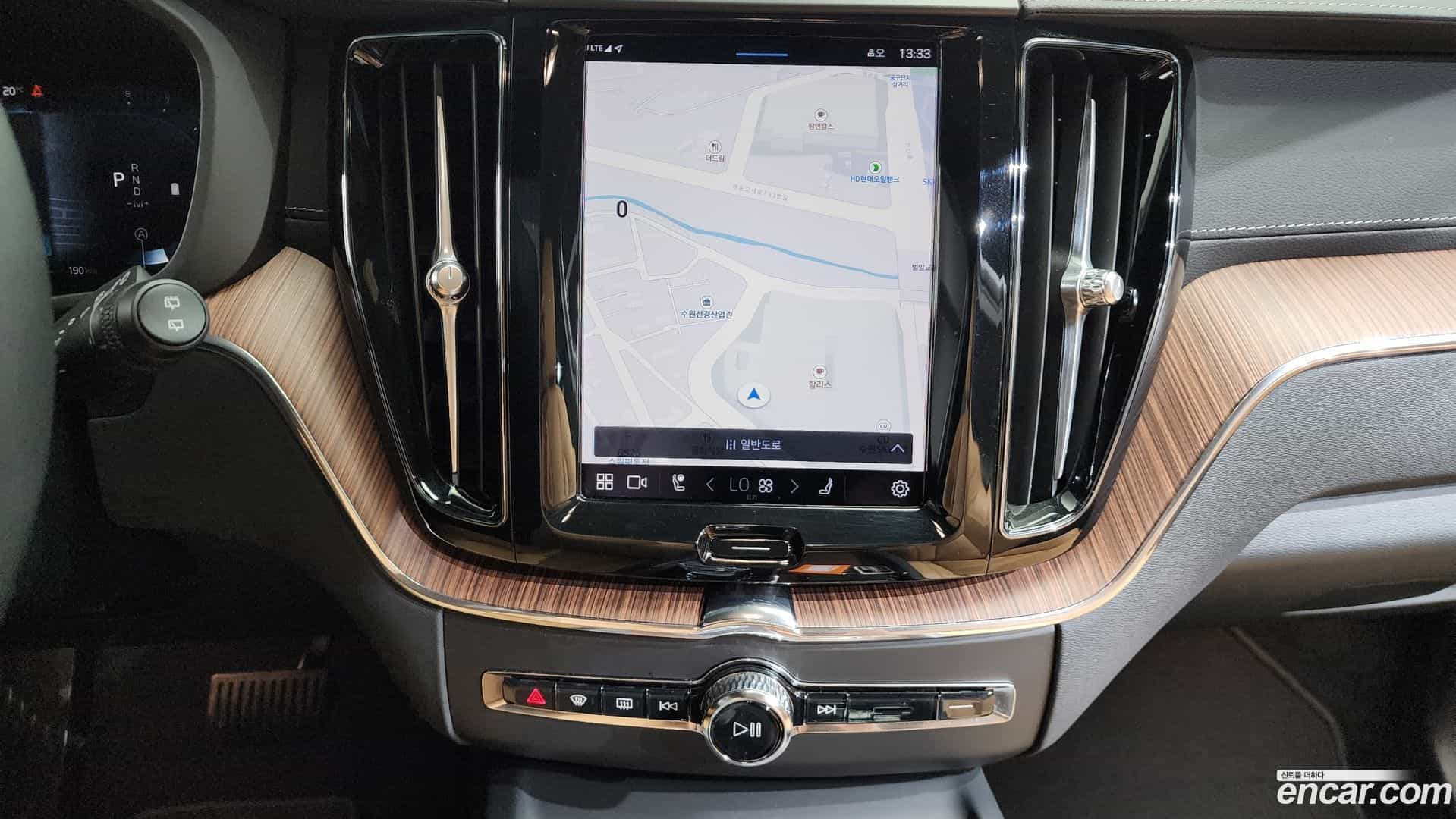 XC60 Volvo 2024.2-OPTION-017
