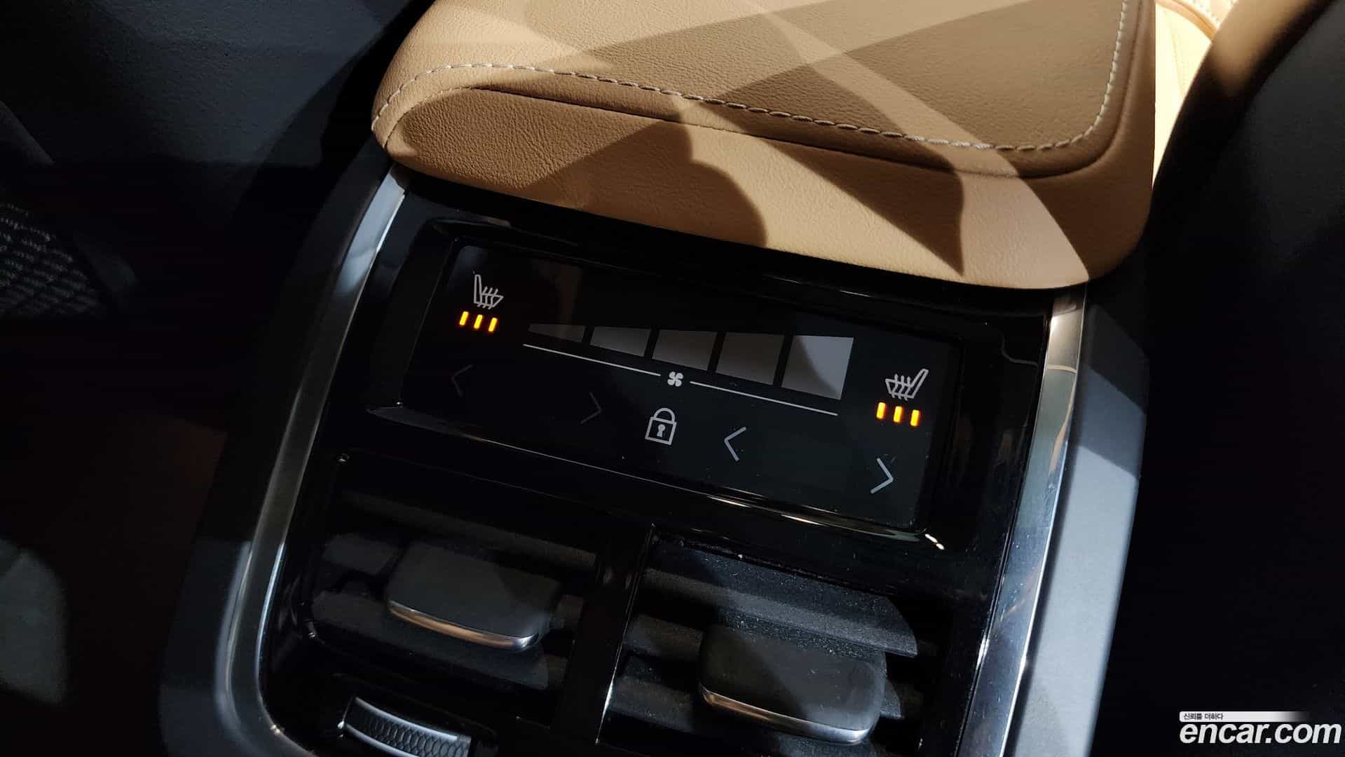 XC60 Volvo 2024.2-OPTION-023
