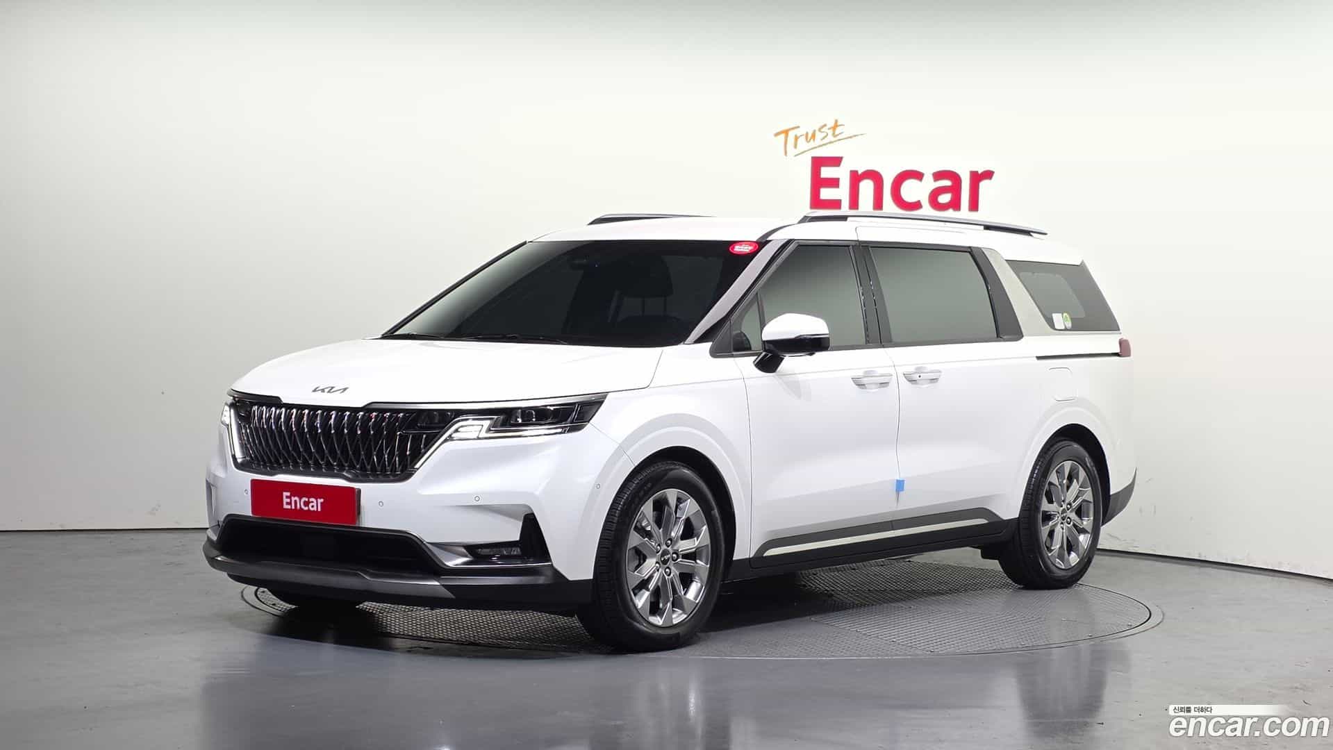 Canival Kia 2023.1-OUTER-001