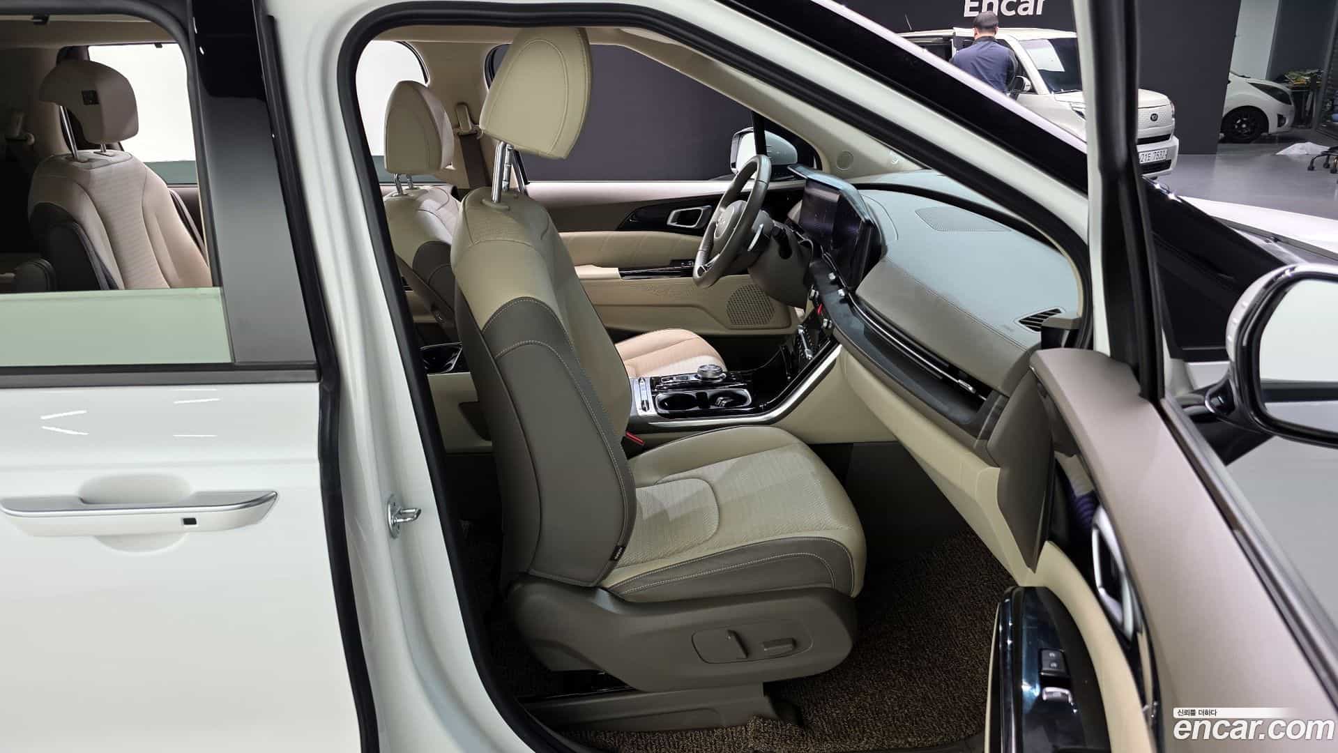 Canival Kia 2023.1-OPTION-016