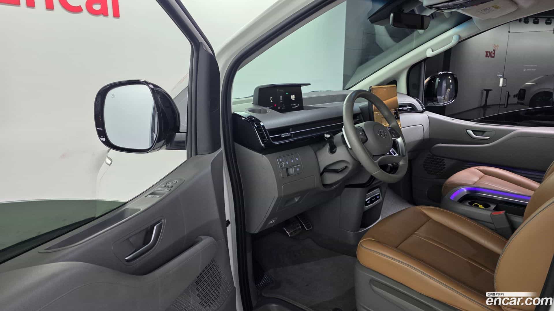 Staria Hyundai 2024.2-INNER-010