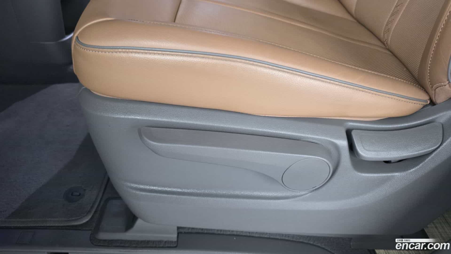 Staria Hyundai 2024.2-OPTION-048
