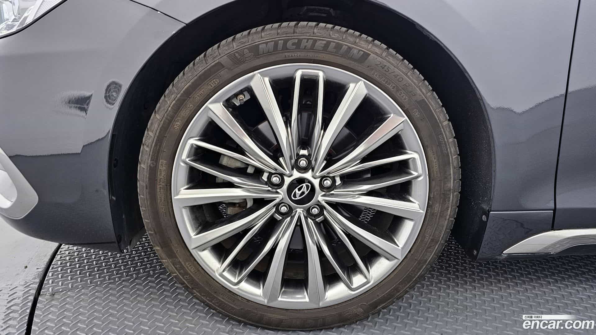 Grandeur Hyundai 2019.0-OUTER-005