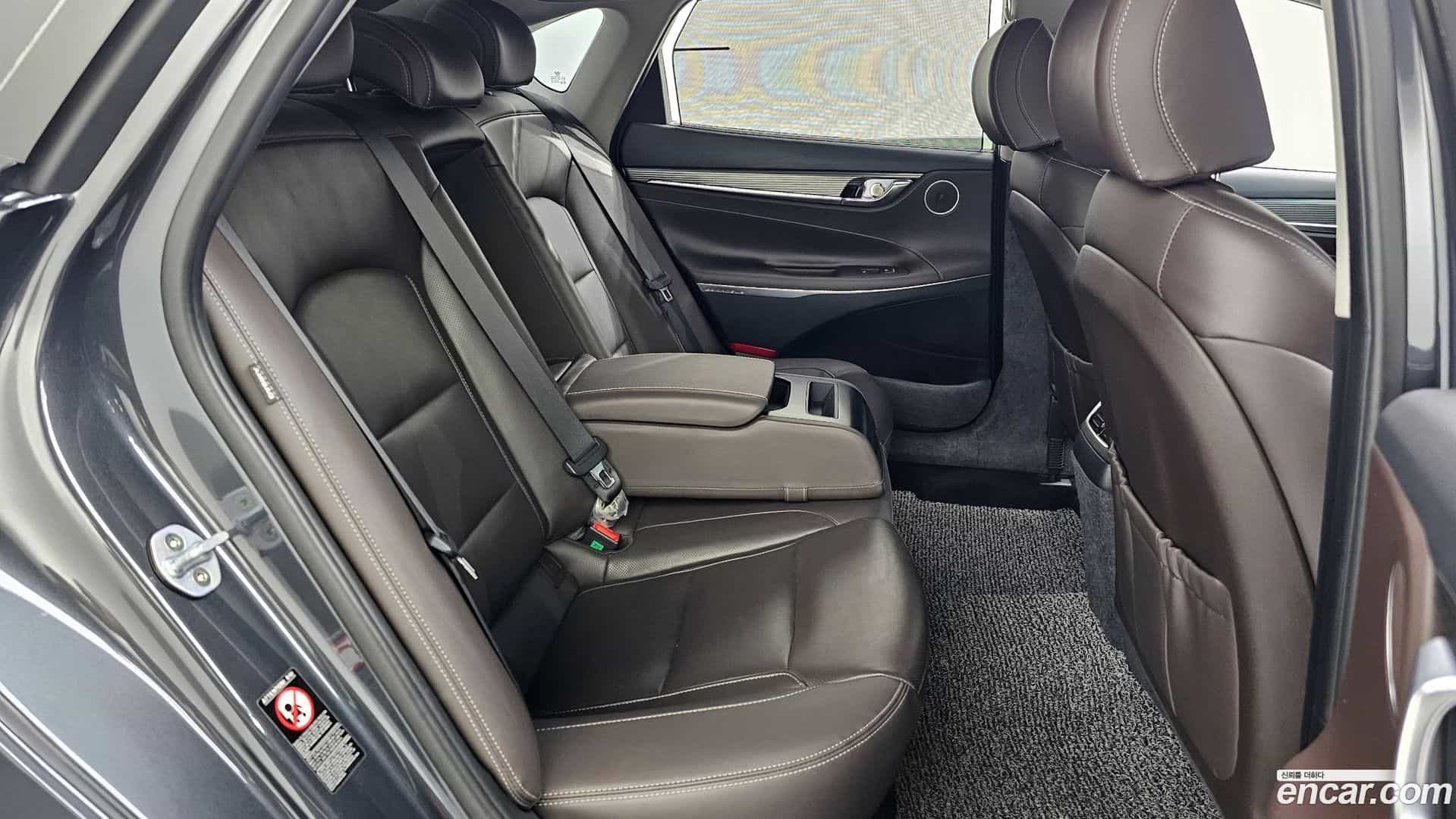 Grandeur Hyundai 2019.0-OPTION-016