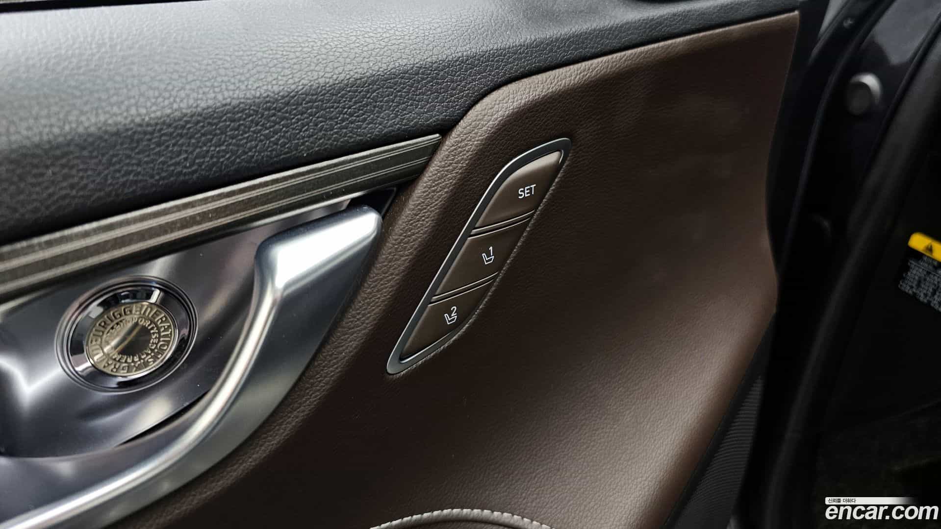 Grandeur Hyundai 2019.0-OPTION-044