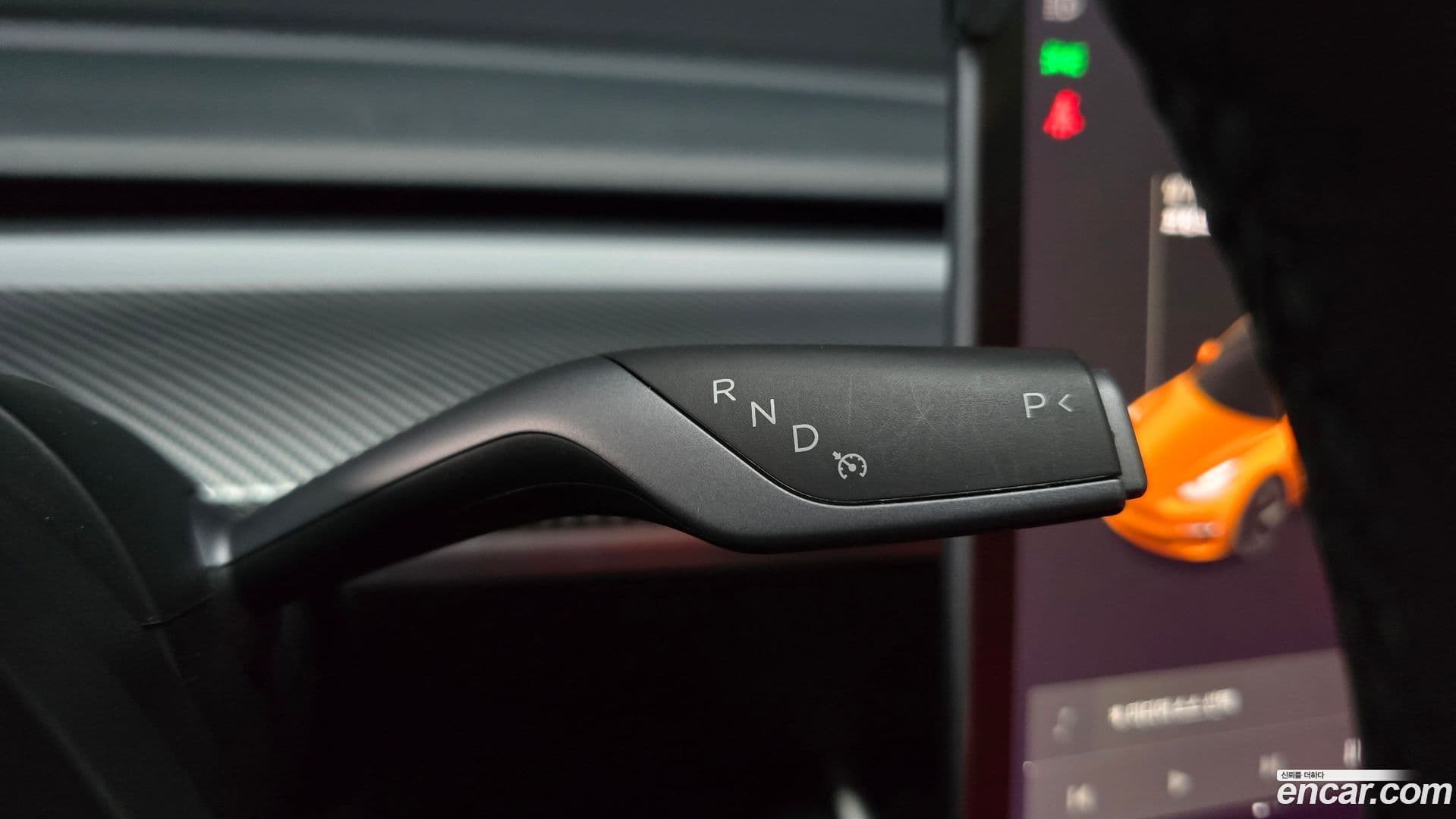 Main__Slider__Photo:Model 3 Tesla 2020.5-8