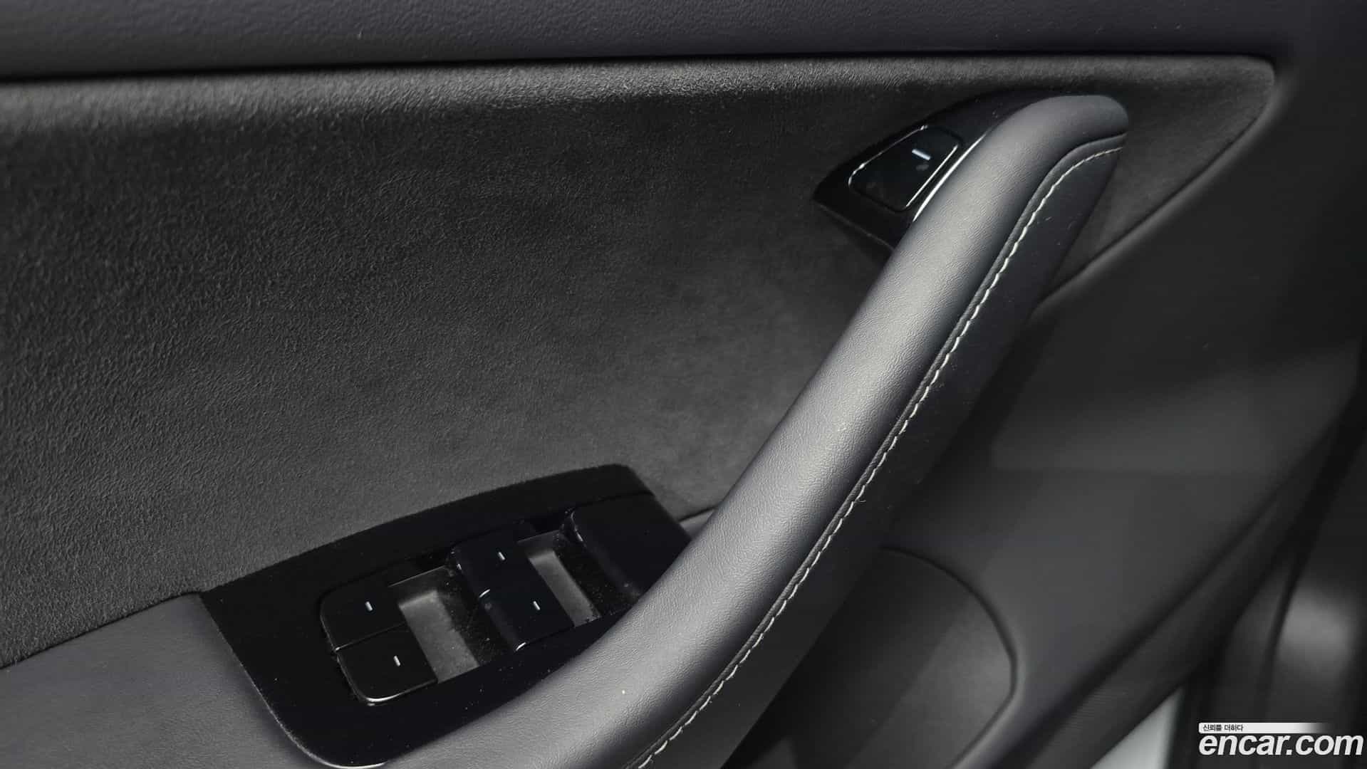 Model 3 Tesla 2020.5-OPTION-022
