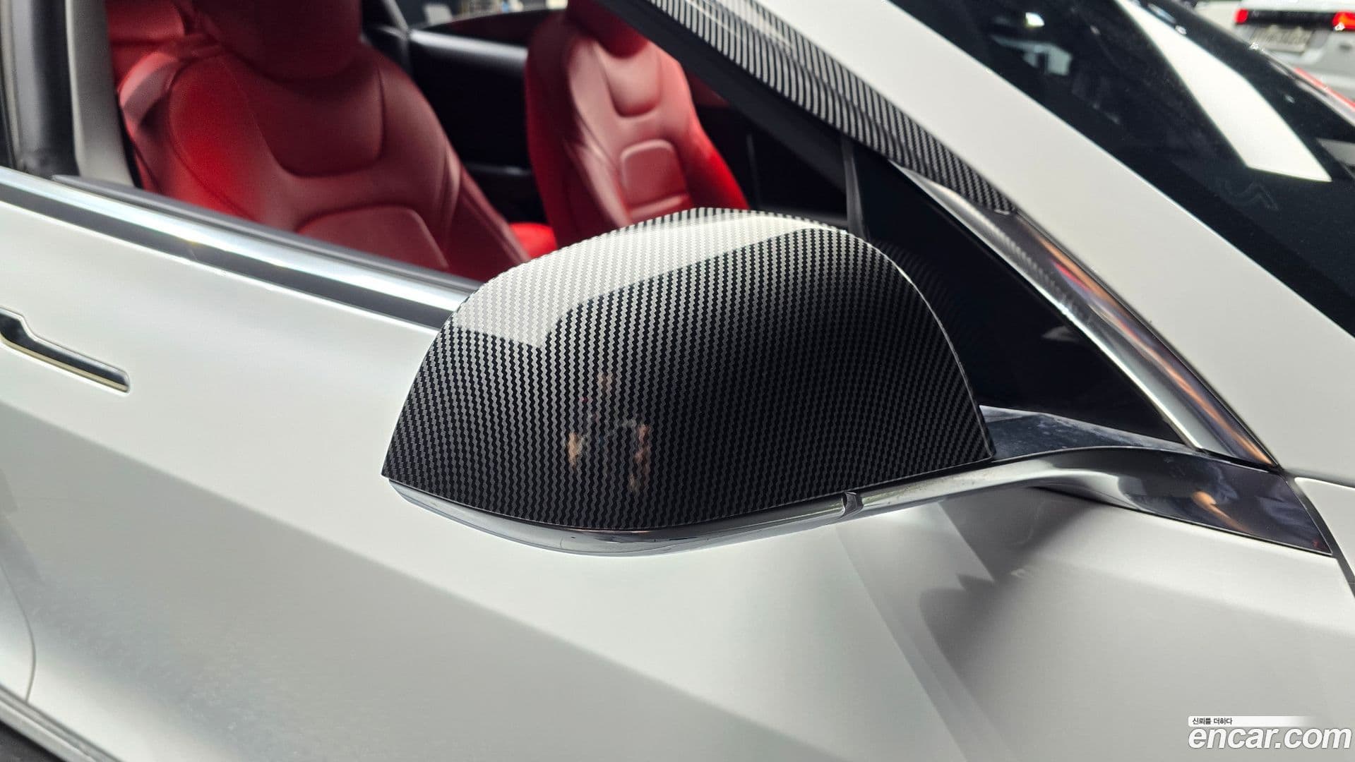 Main__Slider__Photo:Model 3 Tesla 2020.5-26