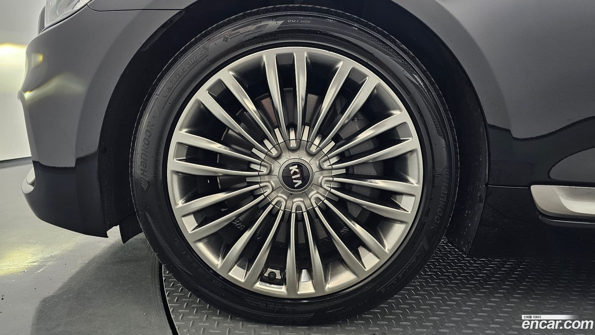 Main__Slider__Photo:K9 Kia 2018.6-4