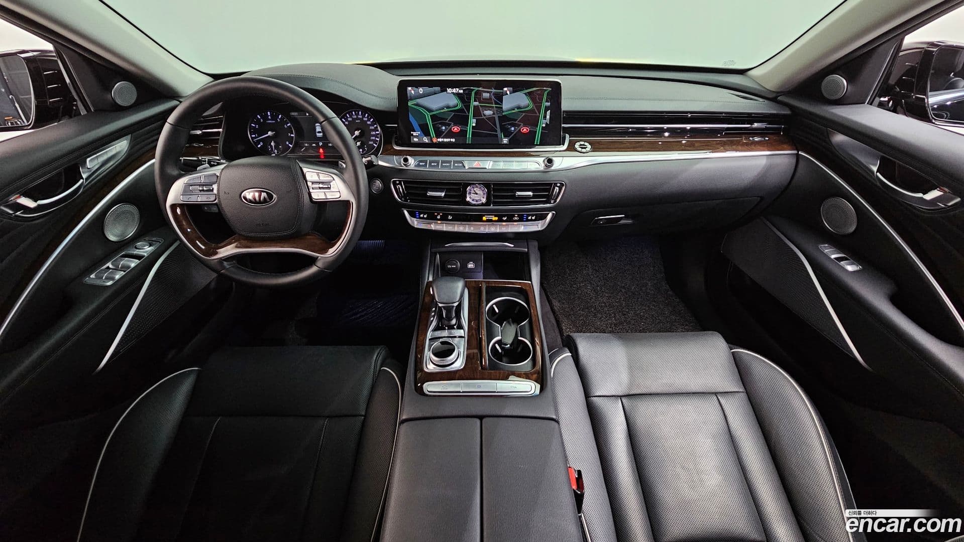 Main__Slider__Photo:K9 Kia 2018.6-6