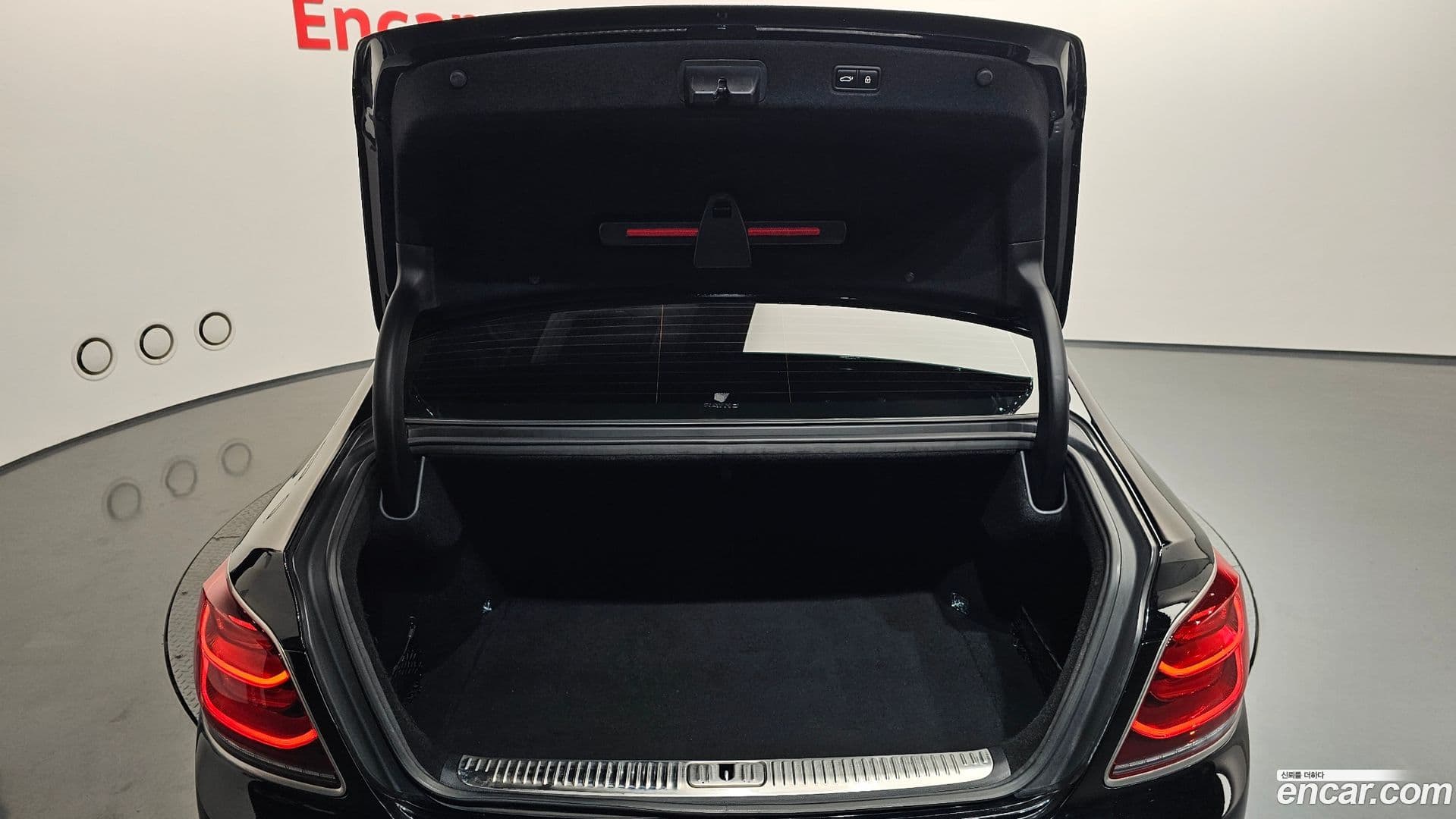 Main__Slider__Photo:K9 Kia 2018.6-19