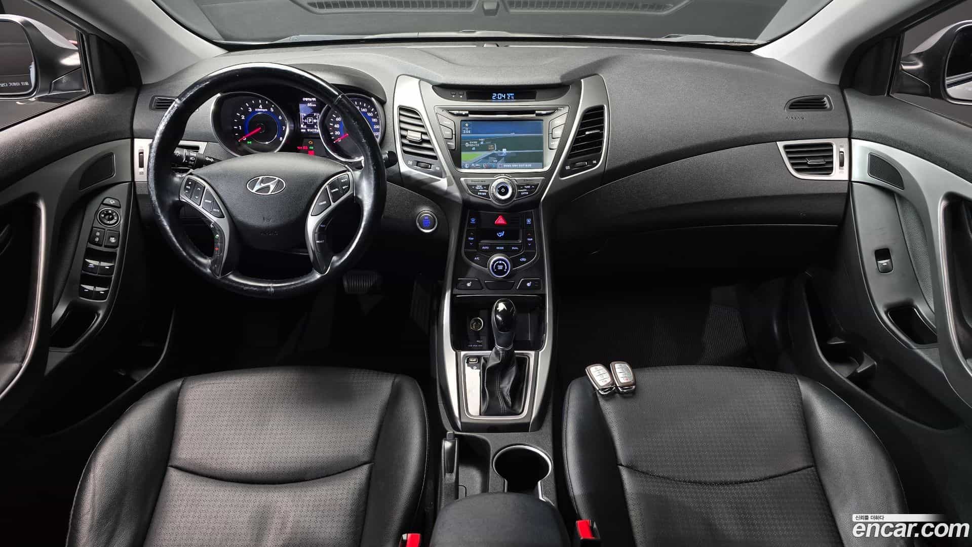 AVANTE Hyundai 2014.4-INNER-007
