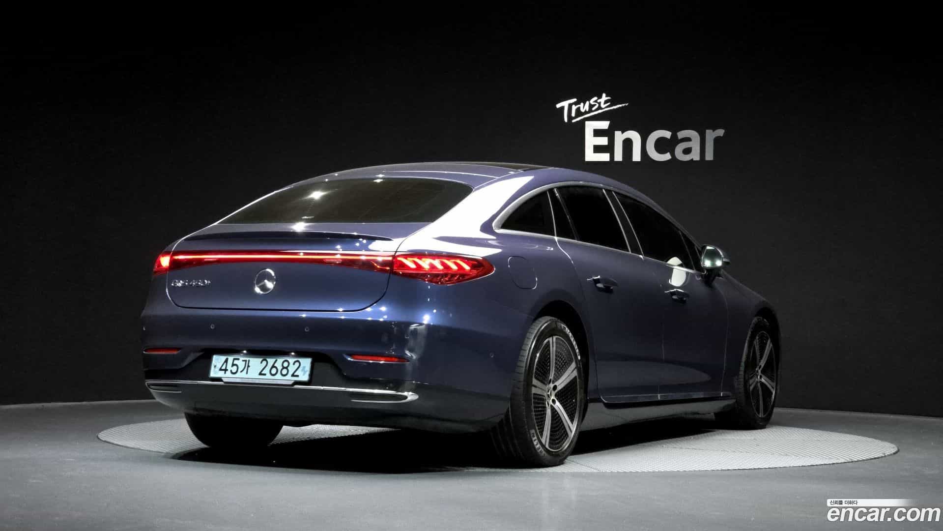 EQS Mercedes-Benz 2022.7-OUTER-002