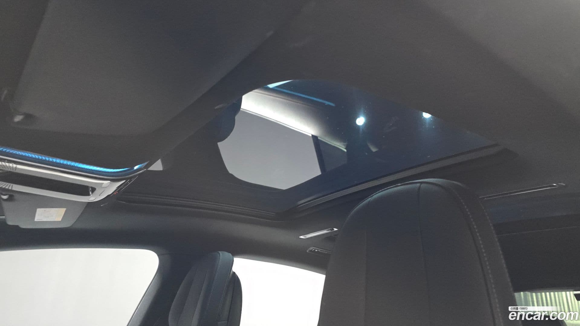 Main__Slider__Photo:EQS Mercedes-Benz 2022.7-18