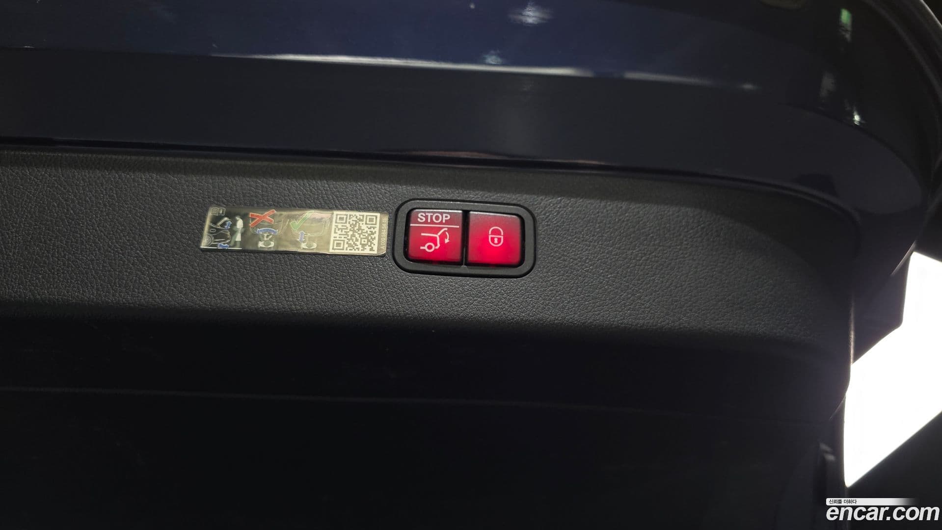 Main__Slider__Photo:EQS Mercedes-Benz 2022.7-31