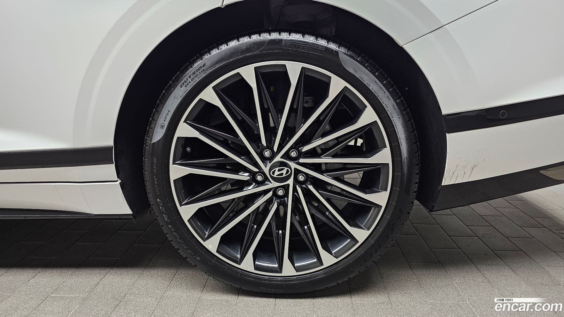 Main__Slider__Photo:Grandeur Hyundai 2023.9-20