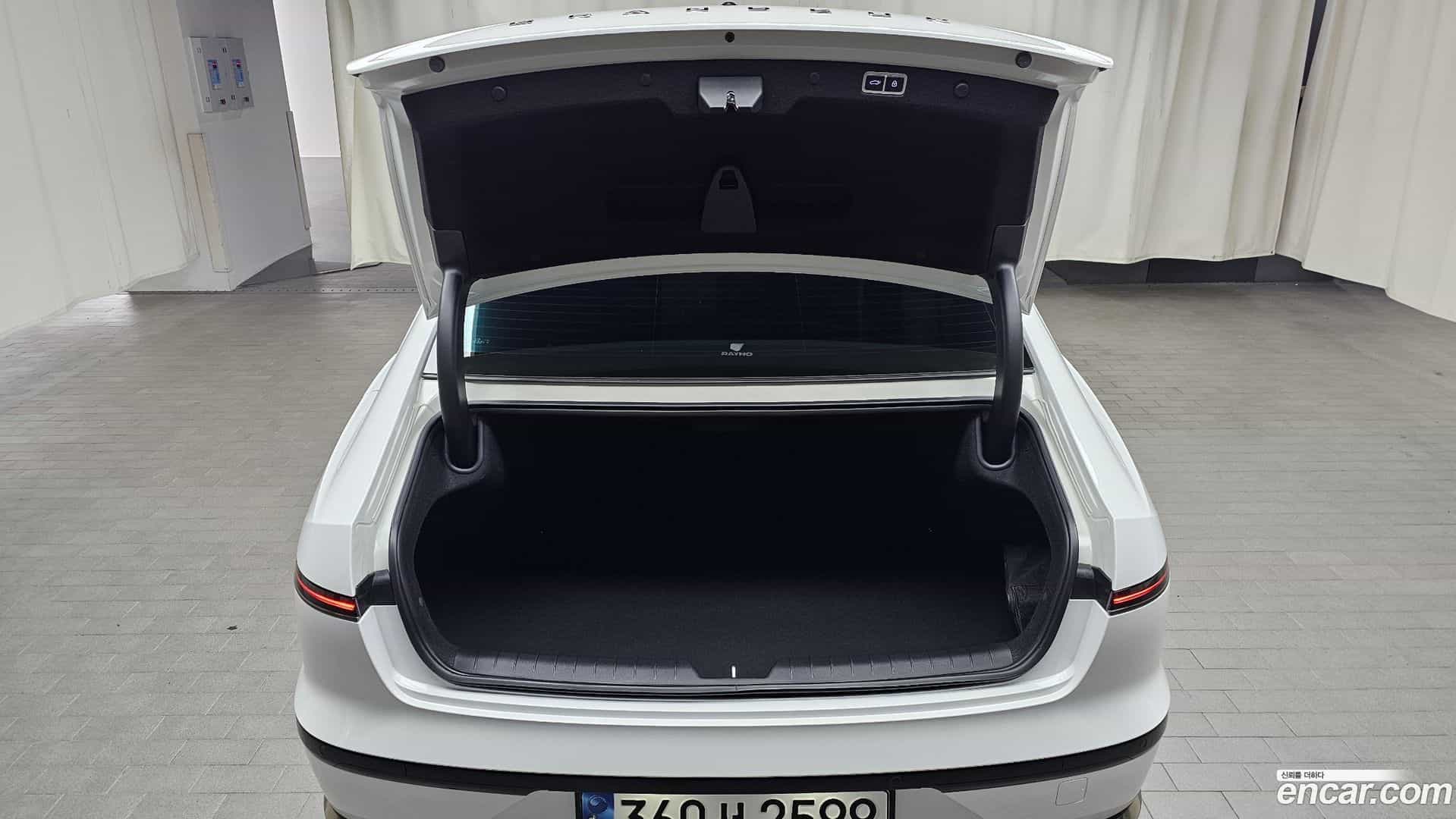 Grandeur Hyundai 2023.9-OPTION-043