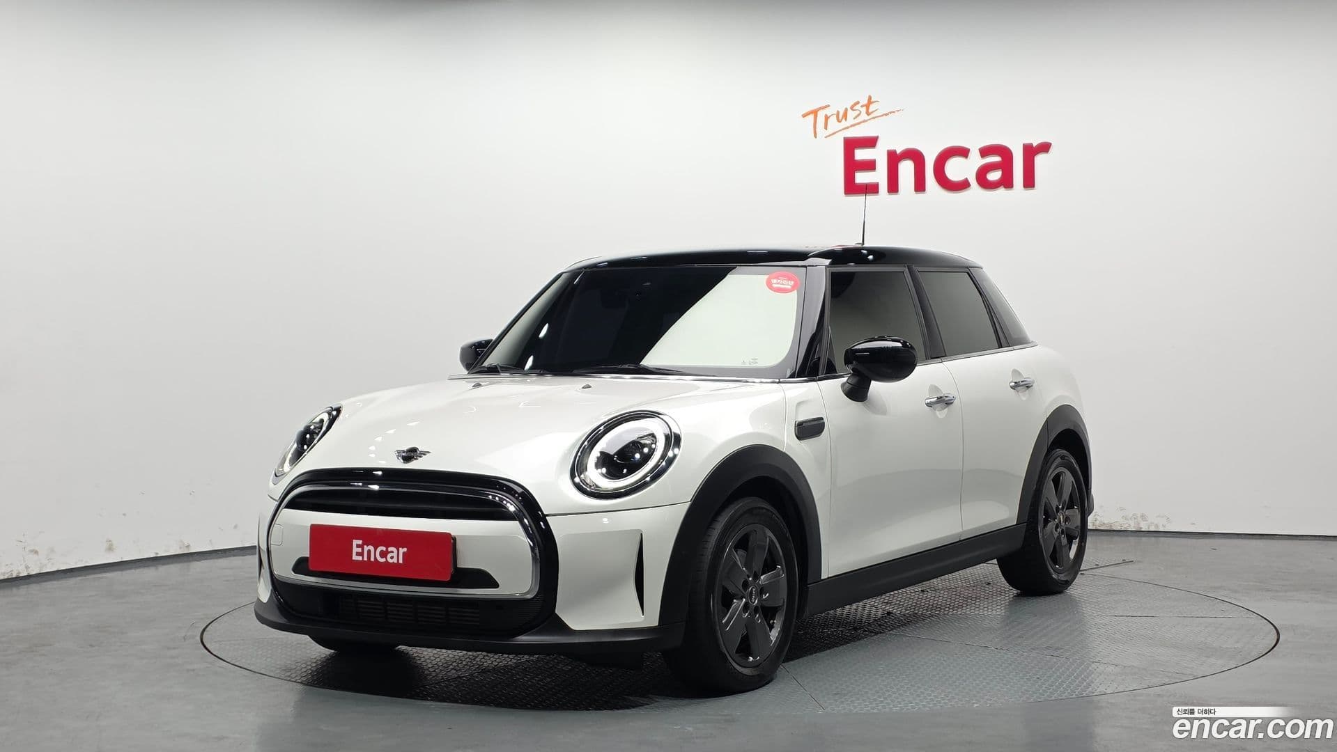 Main__Slider__Photo:Cooper Mini 2023.3-0