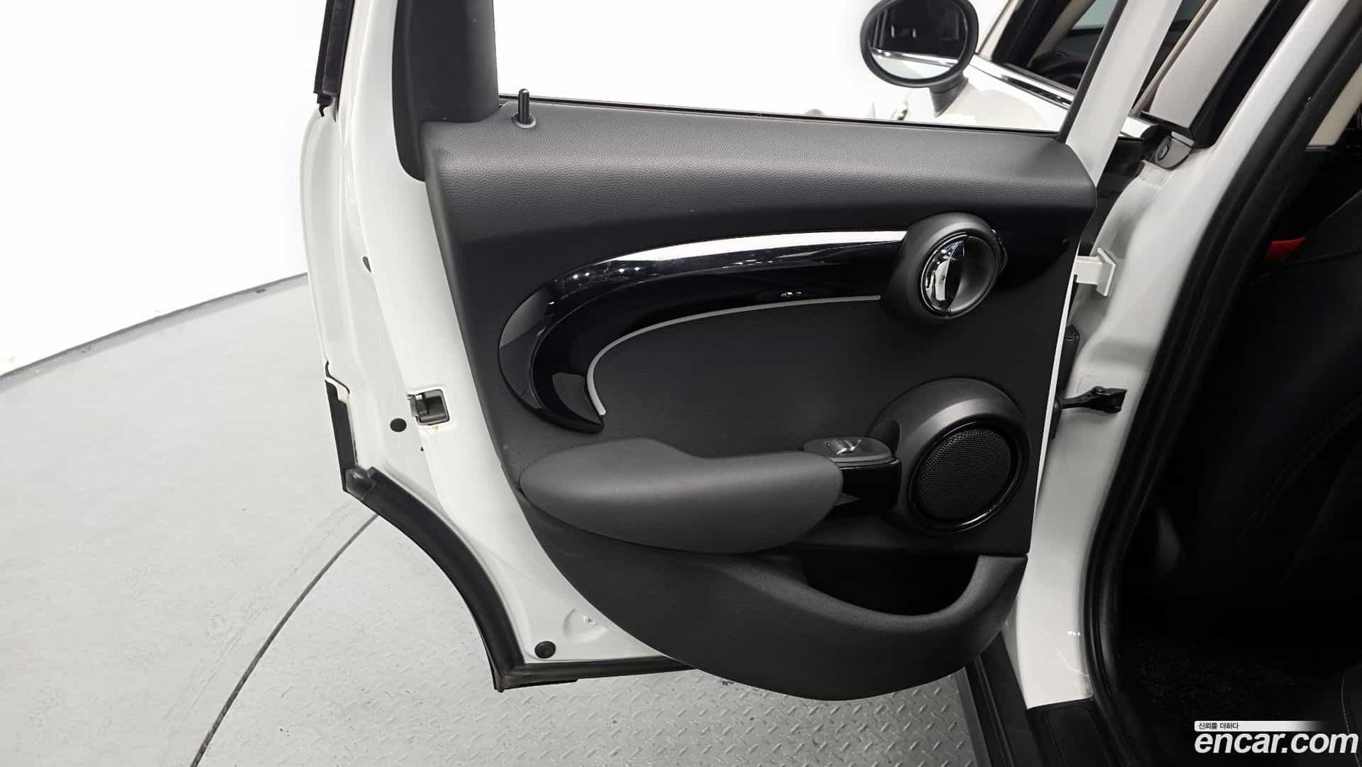Cooper Mini 2023.3-INNER-035