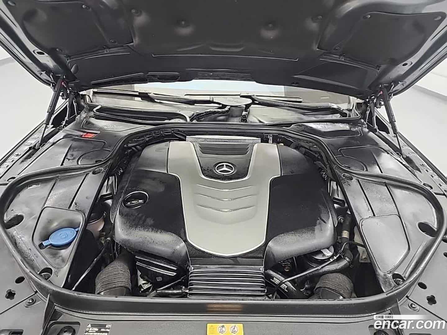 S-Class Mercedes-Benz 2016.0-OUTER-005