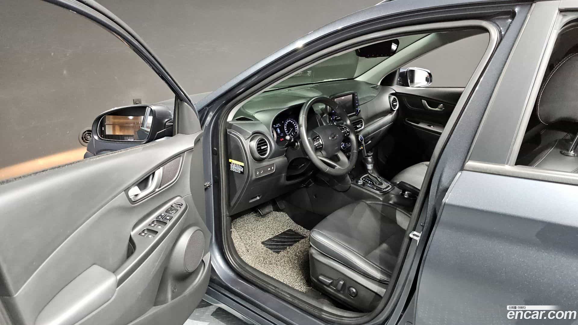 Kona Hyundai 2019.10-INNER-010